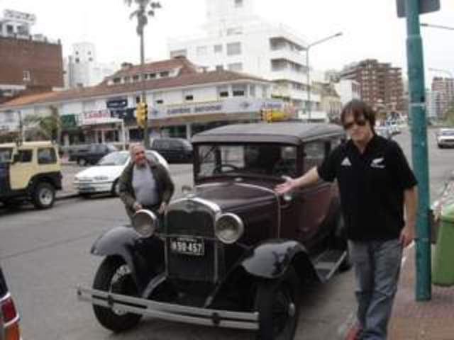 Descubrimiento: primera locomotora eléctrica hecha.