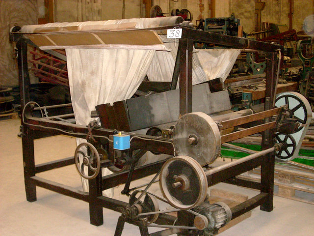 Destrucción de maquinaria textil en Alcoy.