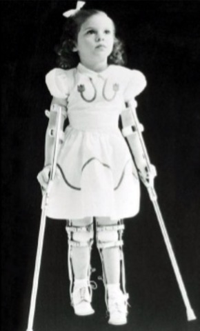 Se crea la vacuna contra la poliomielitis