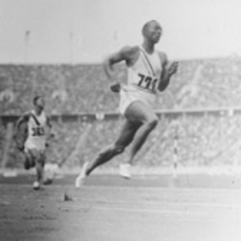 Jesse owens joins the olypics