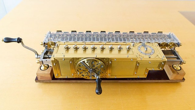 Maquina de multiplicar