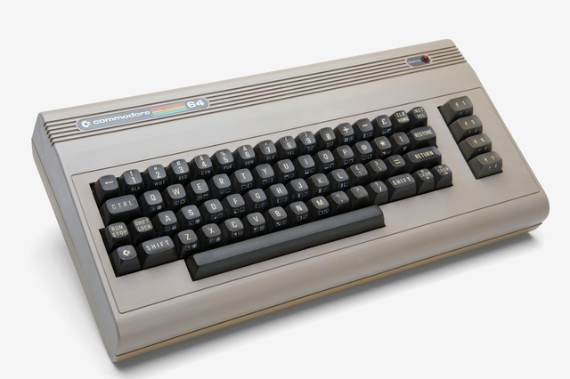 COMMODORE 64