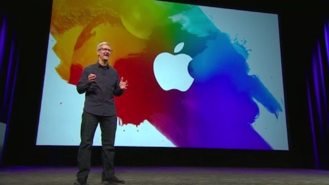 EL PRIMER IPAD DE TIM COOK