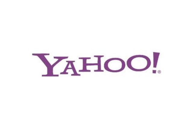 Yahoo! Lets Users Search the Web