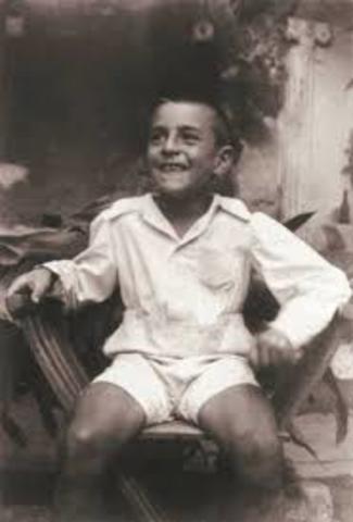 On i quan va néixer Salvador Espriu?