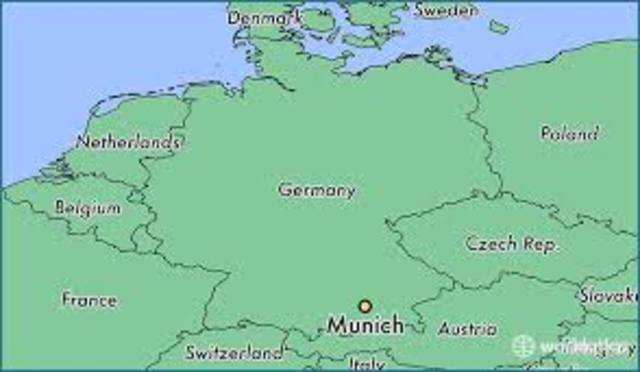 Son is born in Munich, Germany