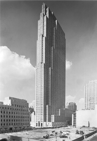 Rokerfeller officially opens