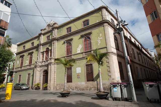 Academia de Bellas Artes (Tenerife)