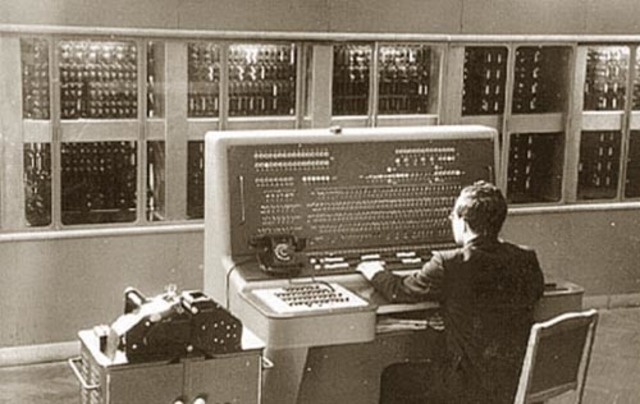 II поколение ЭВМ (после 1956 года)