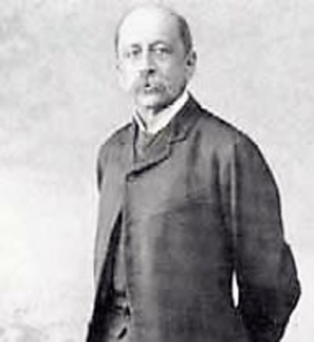 Ο Χαρίλαος Τρικούπης.