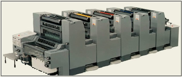 Imprenta rotativa de cuatro colores.