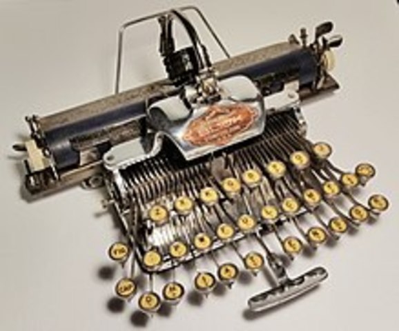 Primera máquina de escribir eléctrica, la Blickensderfer.