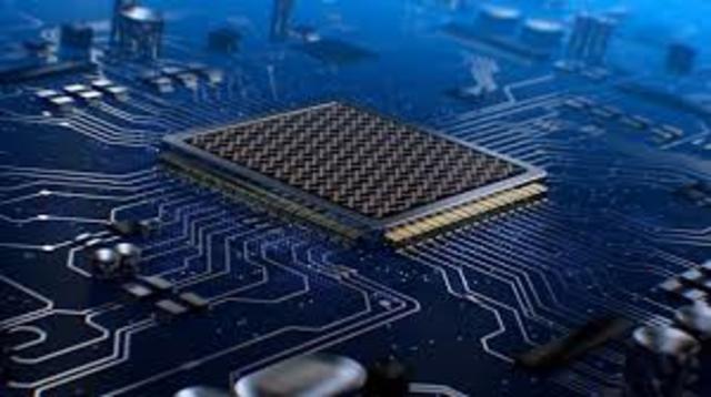 Llegada de la informática y telecomunicaciones.