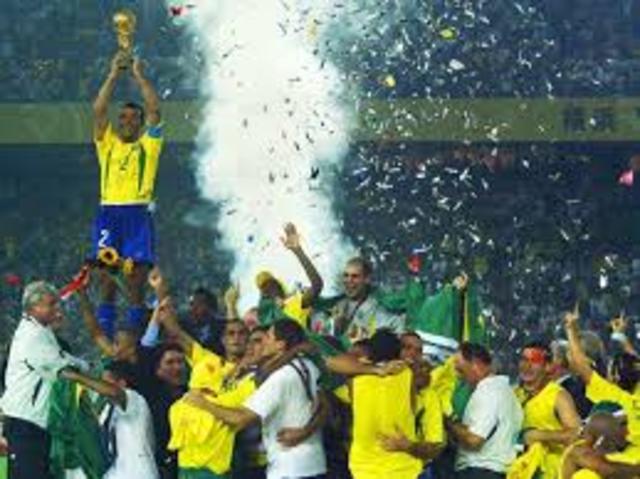 Brasil gana su 5 copa del mundo