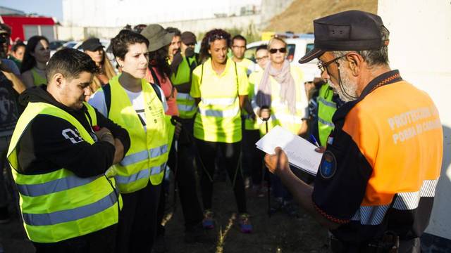 El pueblo de A Pobra se vuelca en la búsqueda de Diana Quer