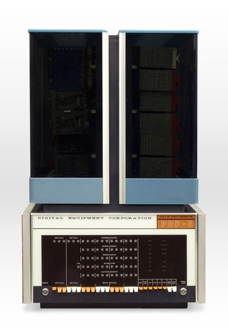1️⃣1️⃣ PDP-8