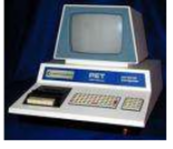 COMMODORE  PET