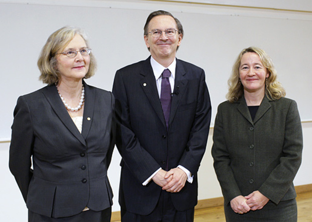 Elizabeth H. Blackburn, Carol W. Greider y Jack W. Szostak