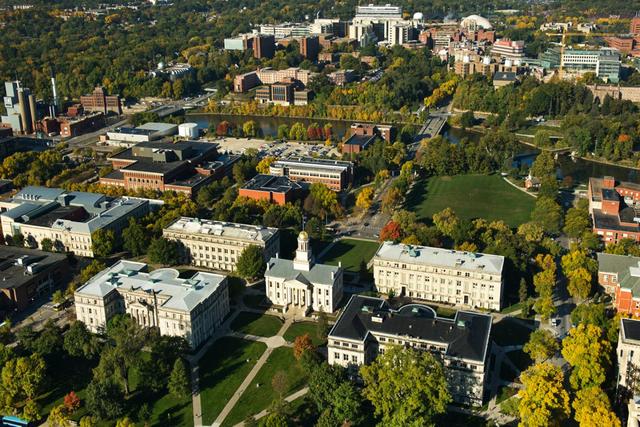 Uno de los primeros cursos por television