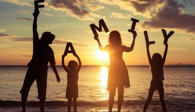 Diré adiós a mi familia