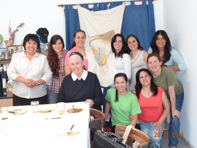 VISITA SAN LUIS BANDERA DE LA RAMA MUJERES PROFESIONALES