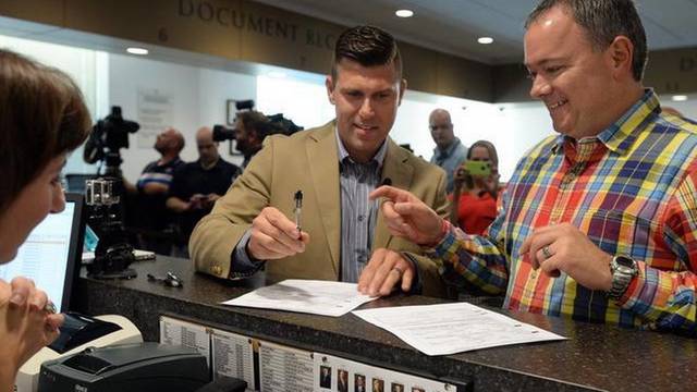 NC- Same-Sex Marriage is Legalized