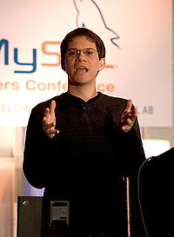 El Proyecto GNOME por Miguel de Icaza y Federico Mena