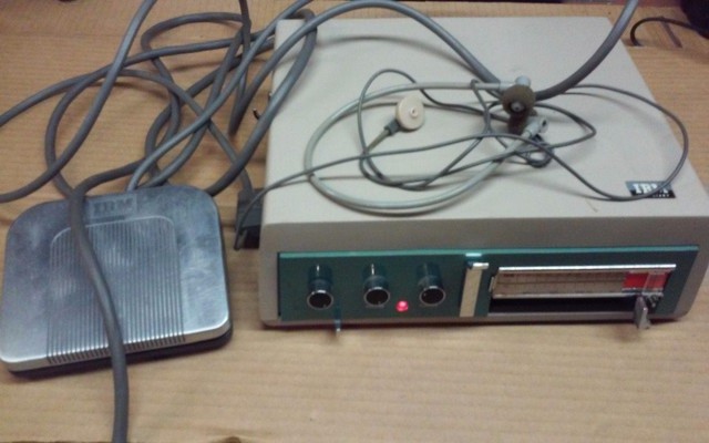 Segunda generación (1959 a 1964). Tecnología empleada: Transistores.