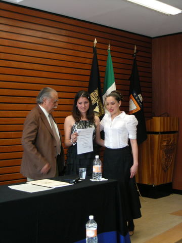 Me titulé en Derecho