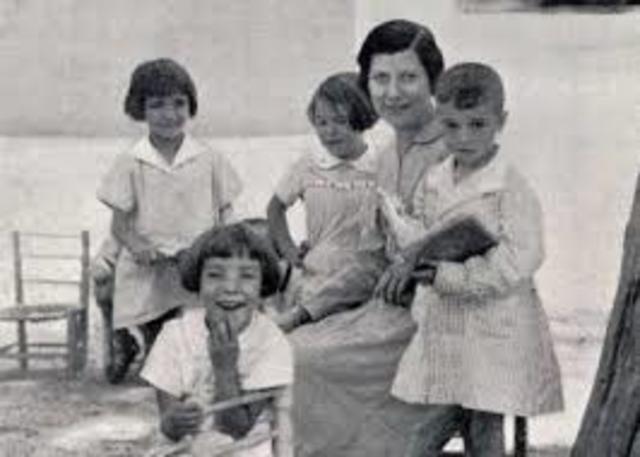 Se crean cargas administrativas y Docentes