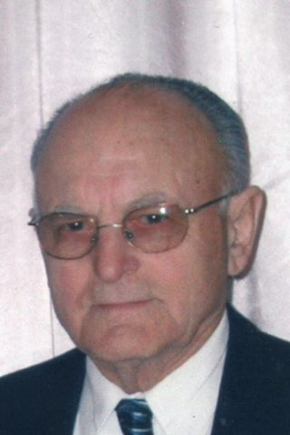 1970, Orvis Collins y David G.Moore