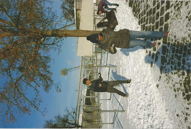 Jugando en la nieve