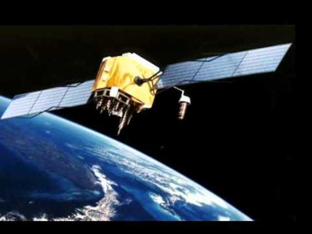 Lanzamiento del primer satélite