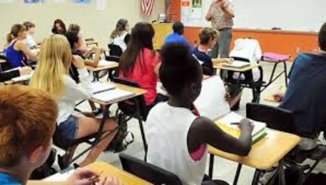 La entrada al instituto