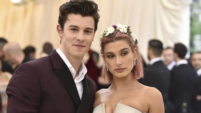 Shawn Mendes y Hailey Baldwin