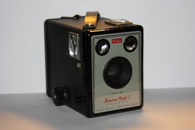KODAK BROWNIE