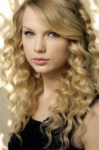 TAYLOR SWITF