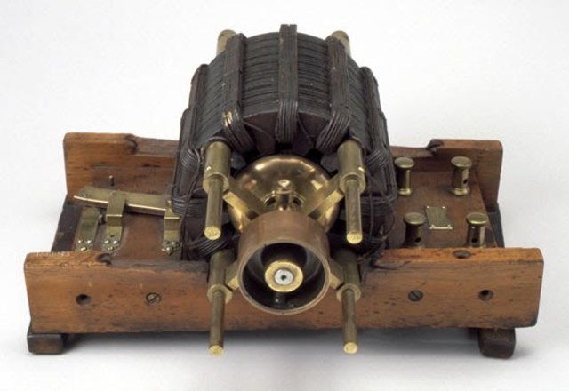 Alternador y el primer motor eléctrico de inducción - Nikola Tesla