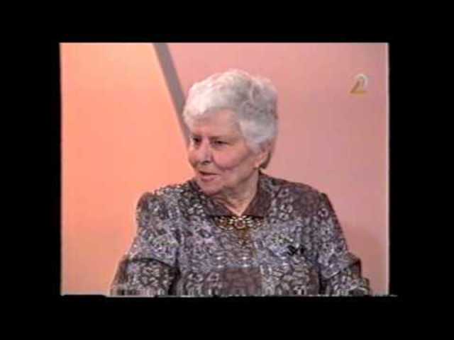 לידת בתם הבכורה של דוד ופולה, גאולה