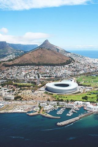 First permanent European settlement at Capetown