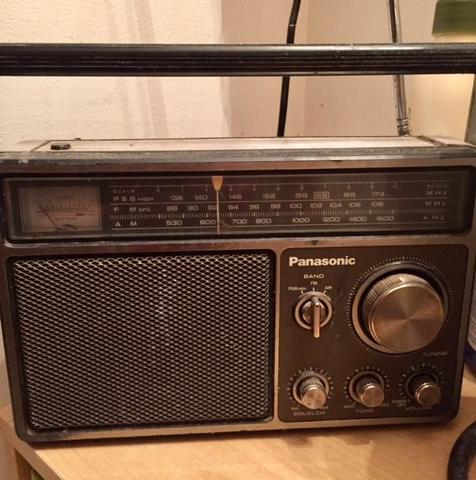 FOR AIVIE: RADIO