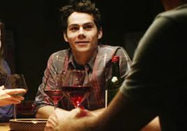 Dylan aparece en serie de television First Dates