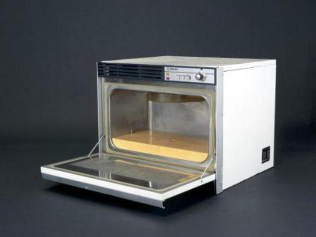 Primer horno comercial