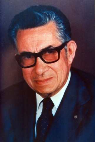 Manuel González Flores
