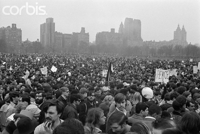 War protests, 400,000 march from Central Park