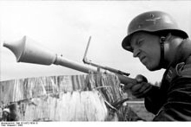 ADIDAS Y SEGUNDA GUERRA