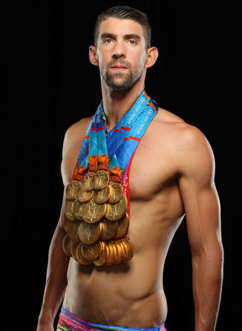 Michael Phelps breaks olympic records