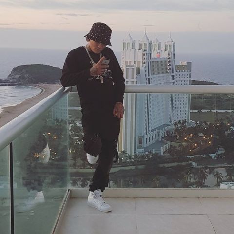 TUMBANDO CORONAS NUEVO TEMA 2013