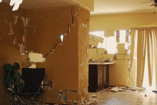 TERREMOTO DE 7.2 EN MEXICALI FRACTURA MI CASA, DEBO MUDARME