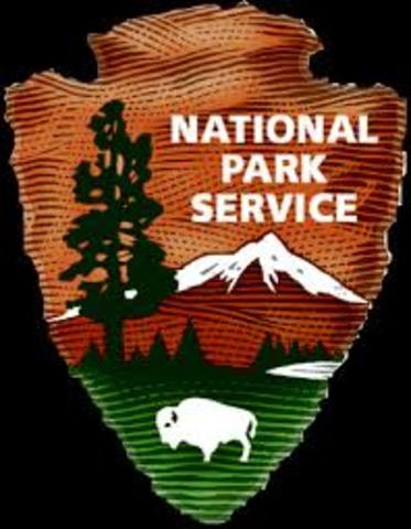 Se aprueba el National Park Service Act.